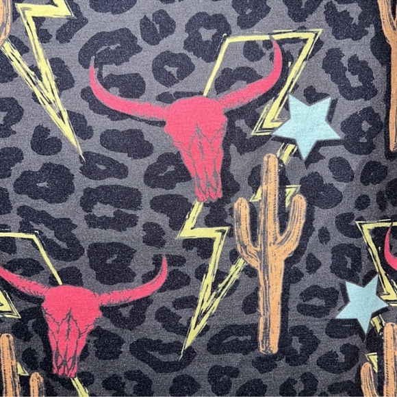 L&B - Picture 2 of 3